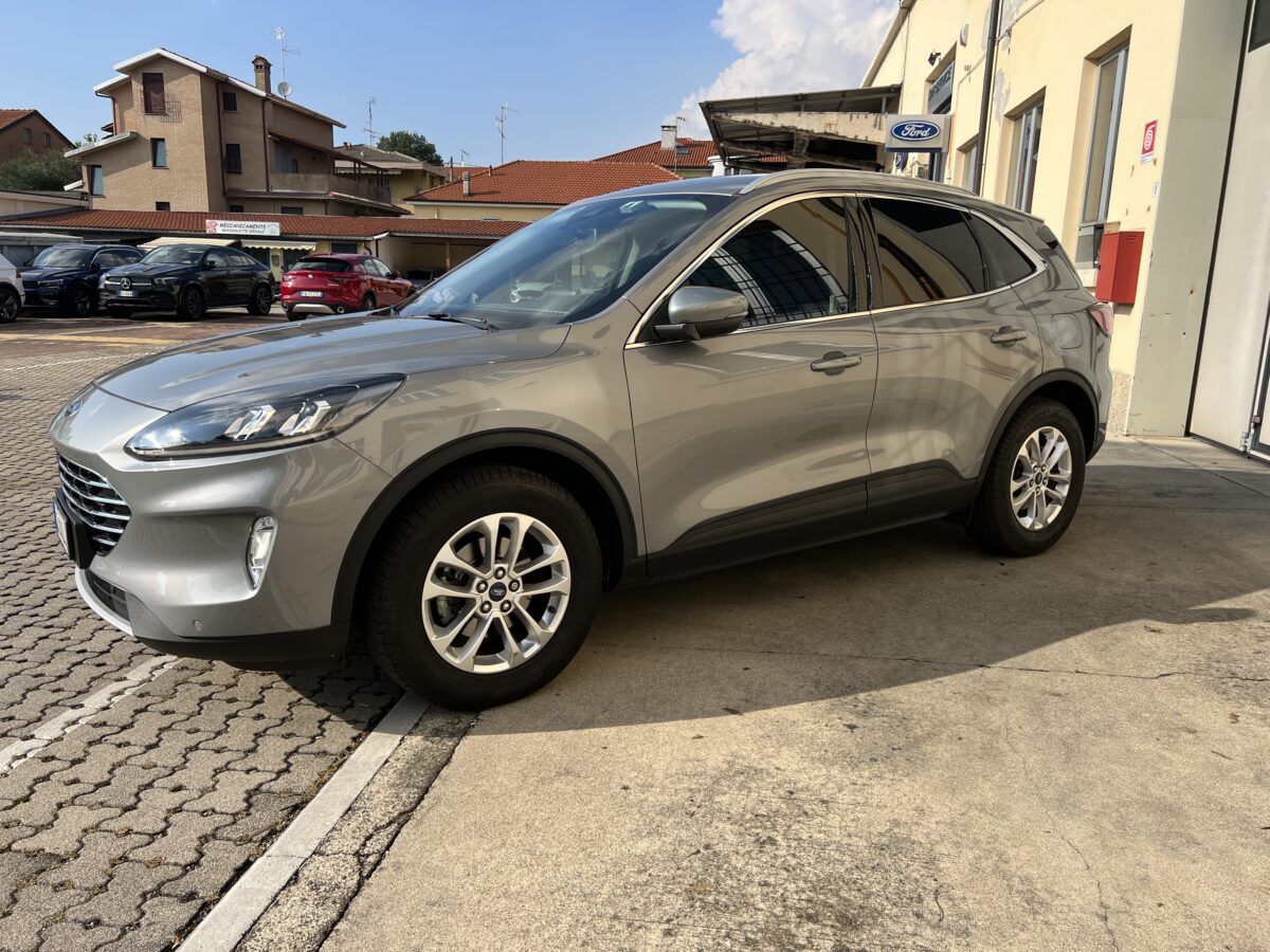 Kuga 1.5 Ecoboost Titanium 2 wd 150 cv – Garanzia 07/2027